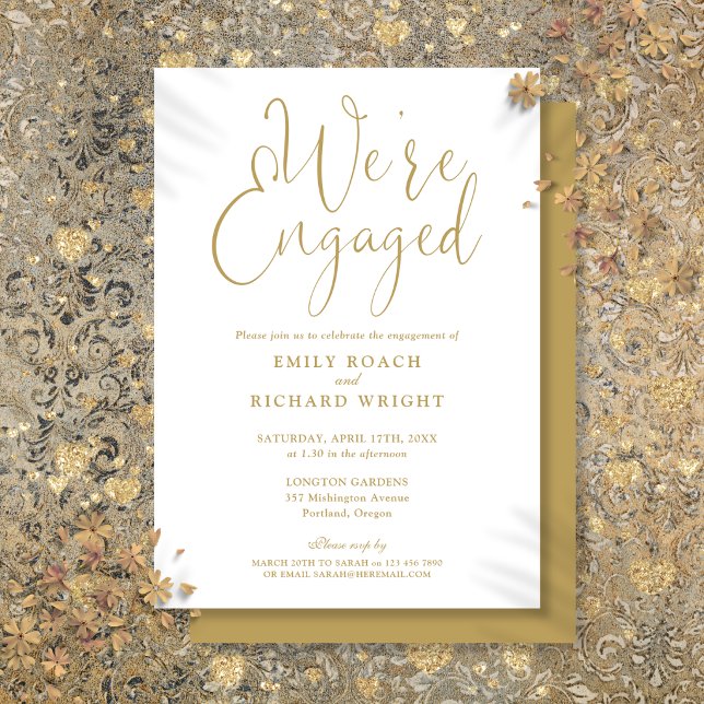 Invitation Nous sommes fiancés Or Script Fête de fiançailles (We're Engaged Gold Script Engagement Party Invitation)
