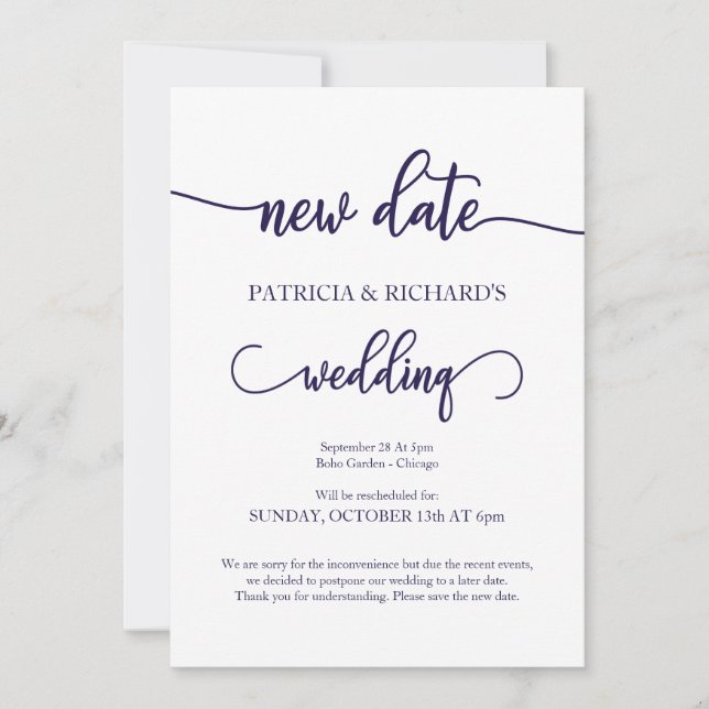 Invitation Nouvelle date de mariage reportée Navy Blue Script (Devant)