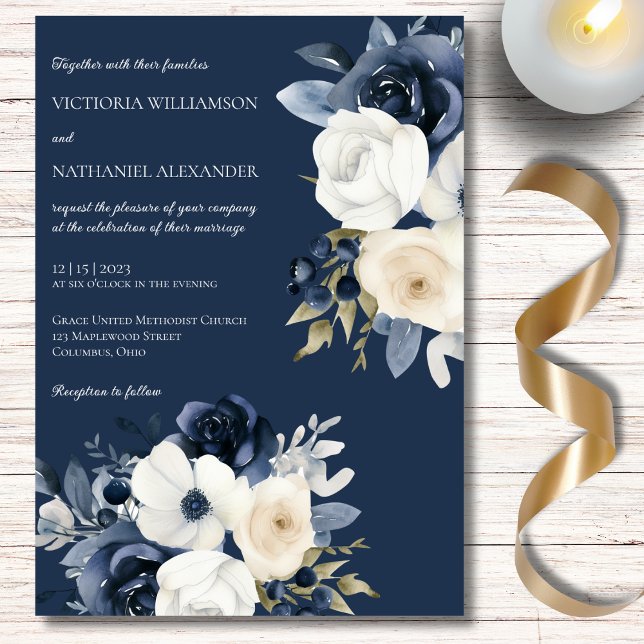 Invitation Nuances de bleu et blanc floral sur mariage Navy   (Créateur téléchargé)