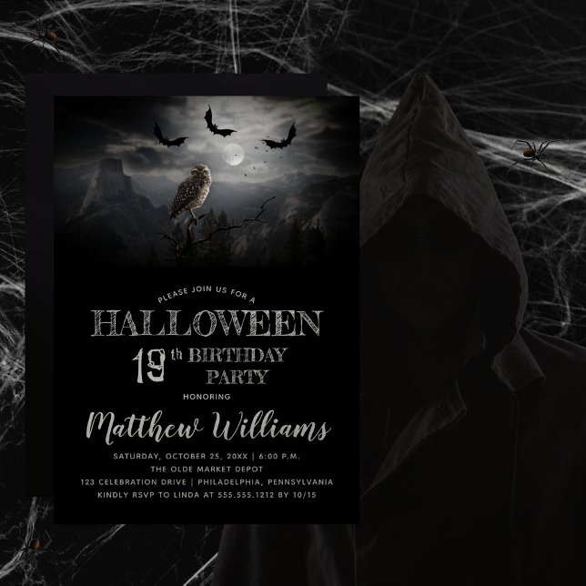 Invitation Nuit Eerie Owl Bats Halloween 19ème anniversaire f (Beware the erie creepy, spooky night -- owl and bats Halloween-themed 19th Birthday Party design.  )
