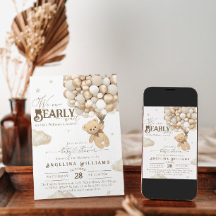 Invitation On peut attendre un Baby shower neutre et élégant