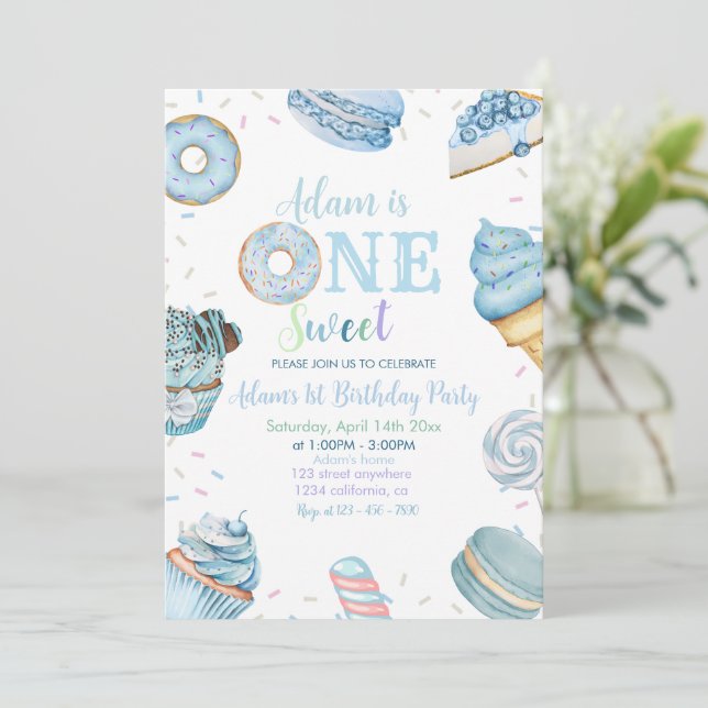 Invitation One Sweet Boy Donut Blue Dessert 1er anniversaire (Debout devant)