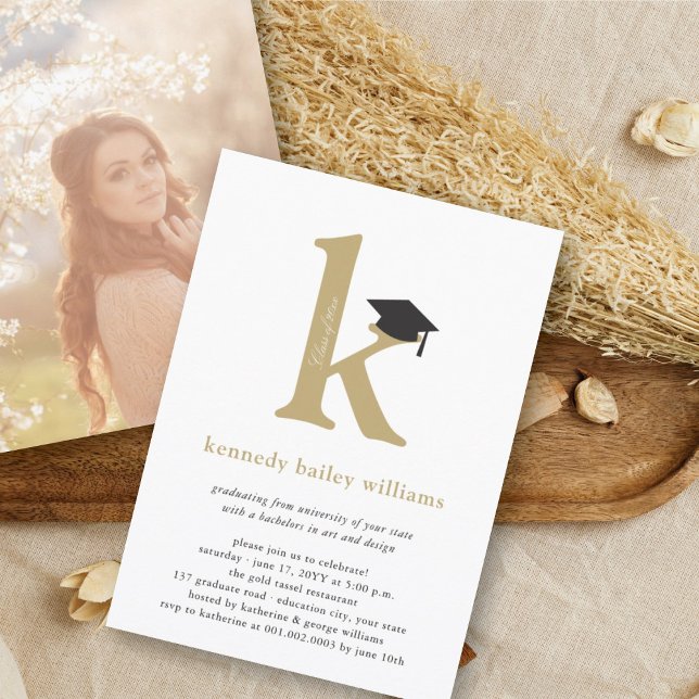Invitation Or Pur Typographie Initiale 'K' Diplômé Senior (Créateur téléchargé)