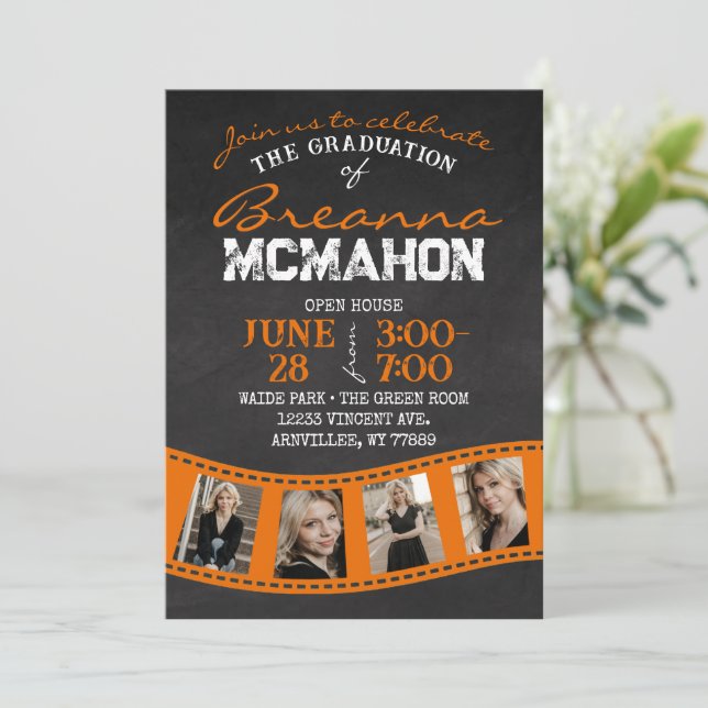Invitation Orange Filmstrip Chalkboard Graduation (Debout devant)