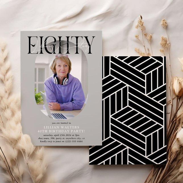 Invitation Ovale moderne photo et signature 80e anniversaire (Créateur téléchargé)