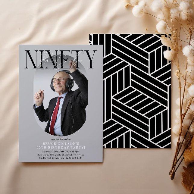 Invitation Ovale moderne photo et signature 90e anniversaire (Créateur téléchargé)