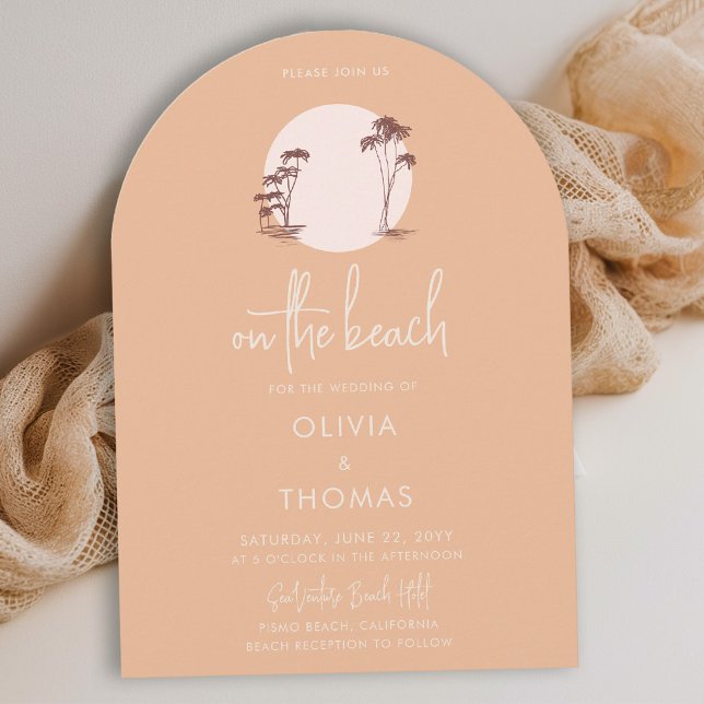 Invitation Palmiers Sable Chaud Coucher de Soleil Soleil Rose (beach wedding invitation tropical palm trees sun hand drawn modern calligraphy warm sand beige)