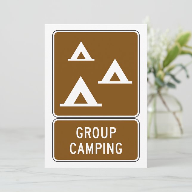 Invitation Panneau de camping de groupe (Debout devant)