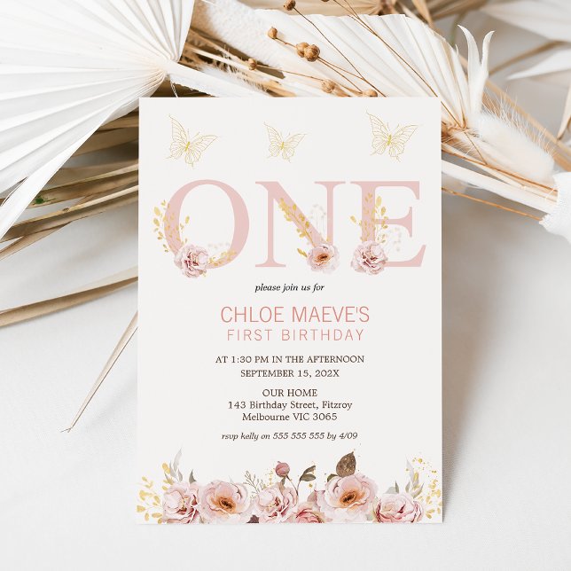 Invitation Papillons floraux Boho rose chic 1er anniversaire (Girl's pink floral and butterflies 1st birthday invitation.  Boho floral 1st birthday invitation.)