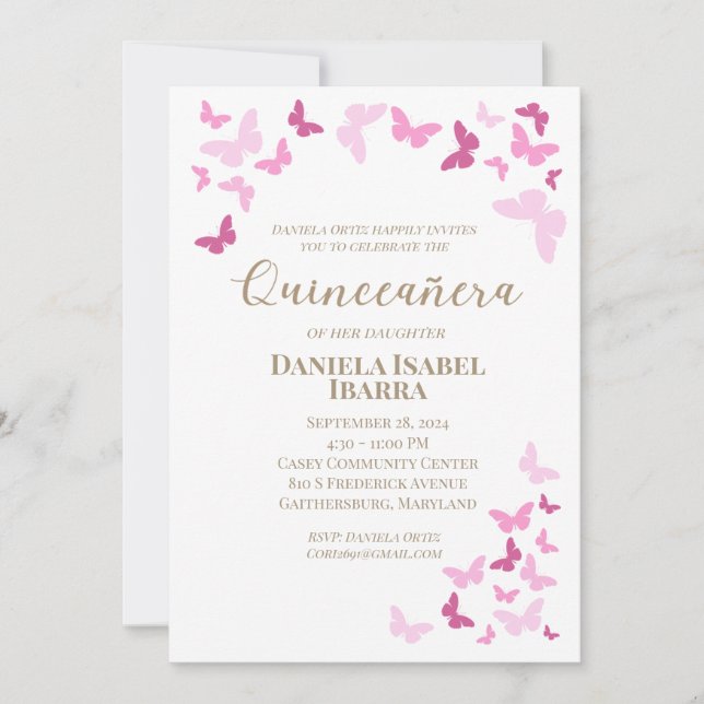Invitation Papillons roses pour Quinceañera avec lettrage dor (Devant)