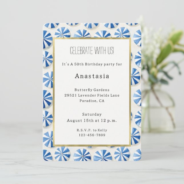 Invitation Parapluies de plage bleus blancs Anniversaire Fren (Debout devant)