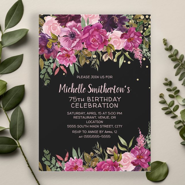 Invitation Parties scintillant florale rose noire 75e anniver (Black 75th birthday party invitation with pink and purple floral and gold glitter)