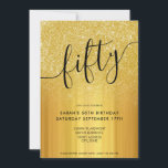 Invitation Parties scintillant moderne Gold 50e anniversaire<br><div class="desc">Parties scintillant moderne Gold 50th Birthday Invitation. Conception minimaliste à 50ème anniversaire d'invitation modèle avec calligraphie typographie lettrée à la main et conception de parties scintillant noir et or.</div>