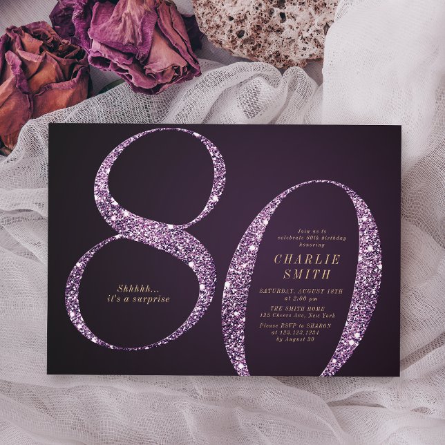 Invitation Parties scintillant moderne minimaliste violet 80e (Modern minimalist purple glitter 80th birthday invitation)