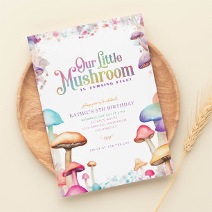 Invitation pastel champignon magique anniversaire de la forêt