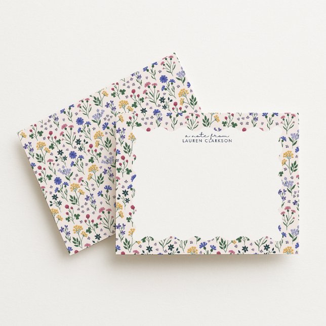 Invitation Pastel Meadow Floral Wavy Frame Note Card (Créateur téléchargé)