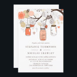 Invitation Peach Orange Hanging Mason Jars Mariage<br><div class="desc">Célébrez votre histoire d'amour avec notre faire-part de mariage personnalisable de bocaux de mason avec des bocaux de mason délicats, des fleurs romantiques et des petits oiseaux sucrés. Ce faire-part de mariage romantique est parfait pour les mariages rustiques, vintages, de jardin ou de printemps et ajoute une touche d'élégance fantaisiste...</div>