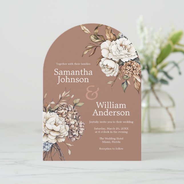 Invitation Peony moderne et Hydrangea Mocha Mousse Mariage (Debout devant)