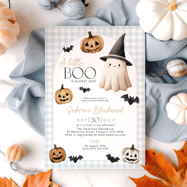 Invitation Petit Baby shower de Boo Citrouille de fantôme ble (A little Boo is almost due! Blue halloween themed baby shower invitation with ghost and pumpkins)