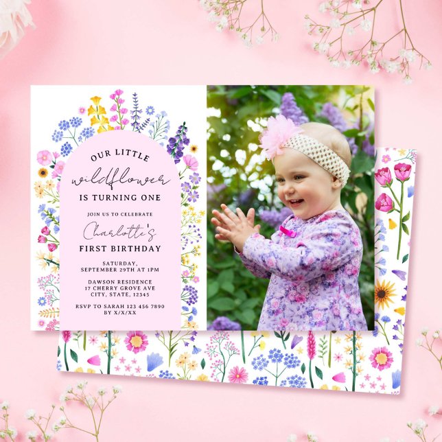Invitation Petite fille Fleur sauvage 1er anniversaire Photo (Little Wildflower Baby Girl 1st Birthday Photo Invitation)