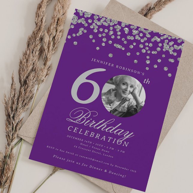 Invitation Photo 60e anniversaire Argent Confetti violet (Photo 60th Birthday Silver Confetti Purple Invitation)
