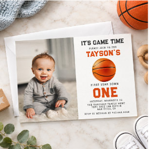 Invitation photo d'anniversaire de première année de basketba