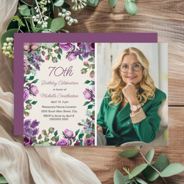 Invitation Photo de 70e anniversaire avec fleurs vertes et me (Purple floral and mint green leaves 70th birthday photo invitation)