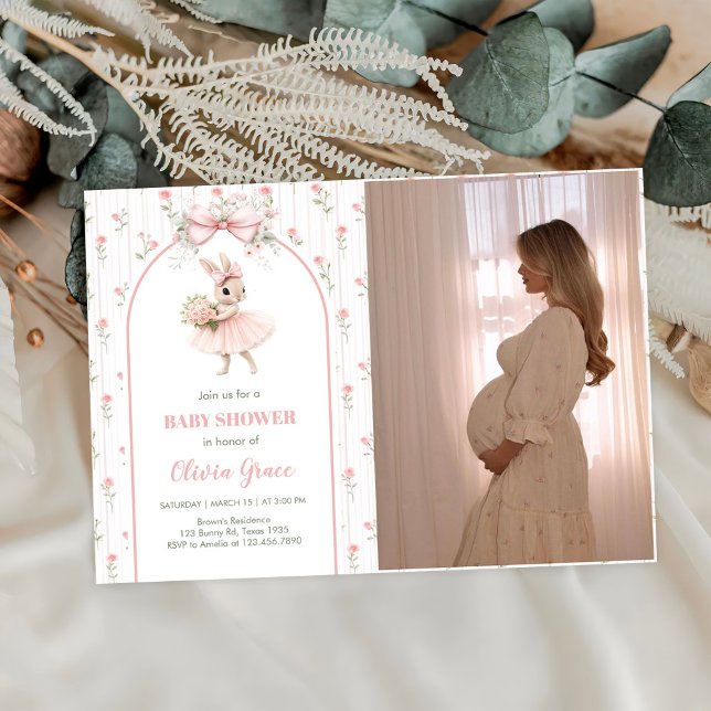 Invitation Photo de Baby Shower avec un lapin floral et un no (Créateur téléchargé)