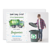 Photo de camion à ordures verte et noire