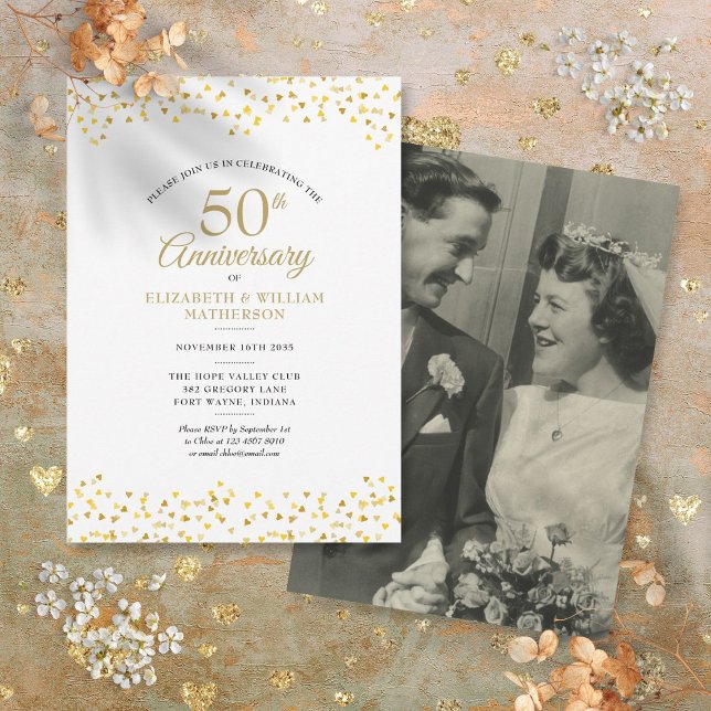 Invitation Photo de coeurs d'amour en or pour tout anniversai (Any Year Anniversary Gold Love Hearts Photo Invitation)