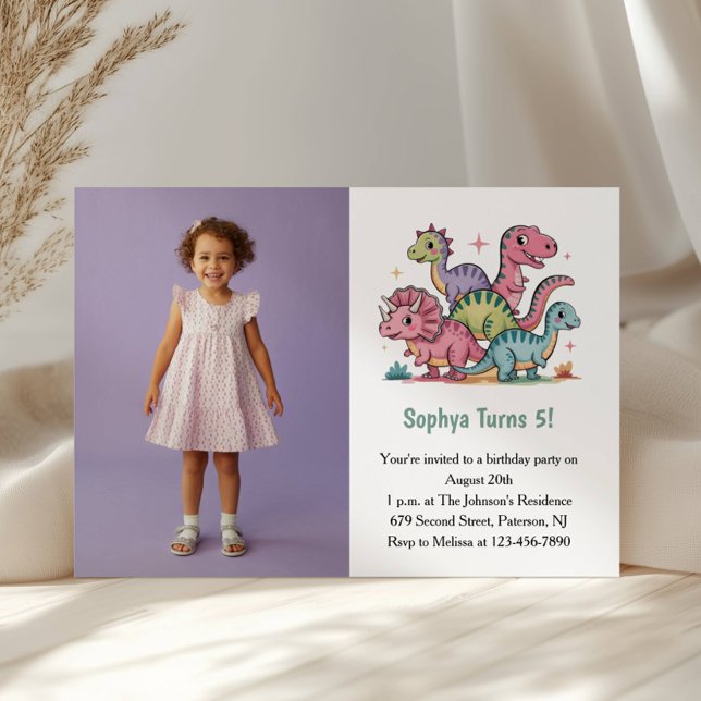 Invitation Photo de dinosaure violet mignon pour fête d'anniv (Créateur téléchargé)