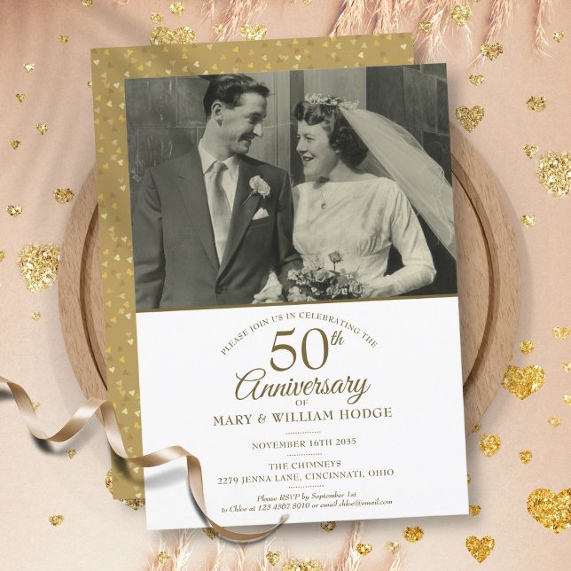 Invitation Photo de mariage au cœur d'or Confetti pour le 50e (50th Anniversary Gold Heart Confetti Wedding Photo Invitation)