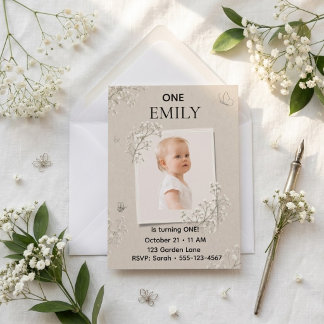 Invitation Photo de premier anniversaire beige et Baby's Brea