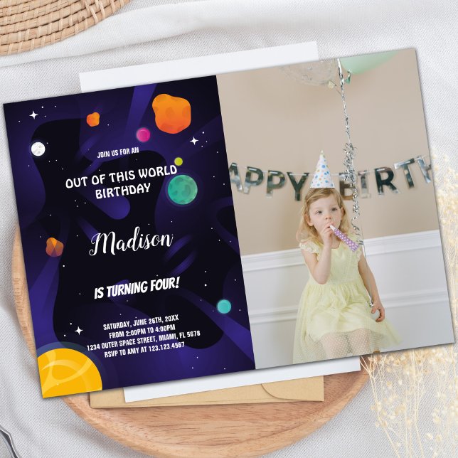Invitation Photo d'invitation d'anniversaire de l'espace extr (Black Purple Outer Space Birthday Invitations phot)