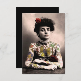 Invitation photo d'une artiste de tatouage