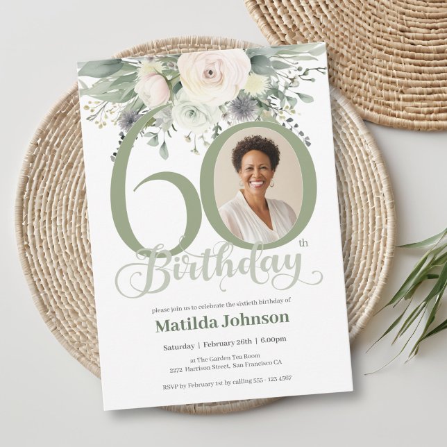 Invitation Photo florale Sage 60e anniversaire (Sage Floral Photo 60th Birthday Invitation)