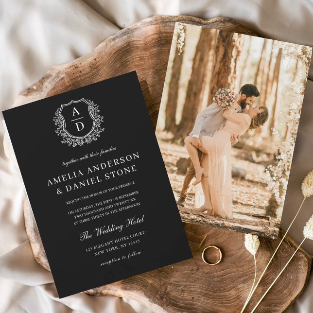 Invitation Photo moderne Floral Crest Monogramme Mariage Form (Créateur téléchargé)