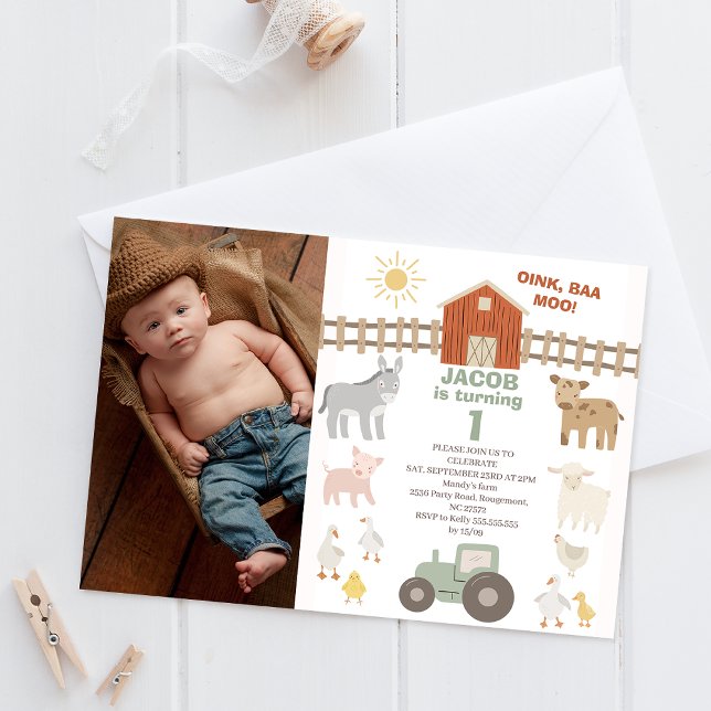 Invitation Photo moderne Tracteur vert 1ère ferme Anniversair (Boys green tractor farm first birthday invitation featuring various farm animals and red barn. )