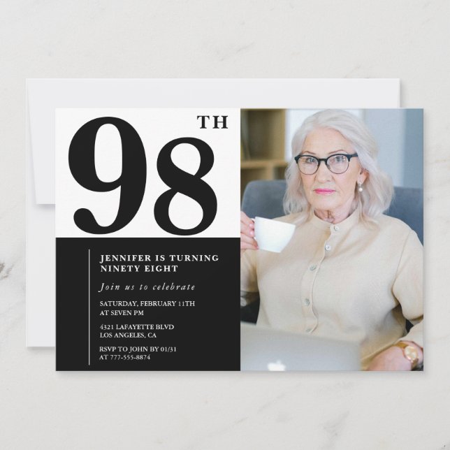 Invitation Photo noir et blanc chic 98e anniversaire (Devant)