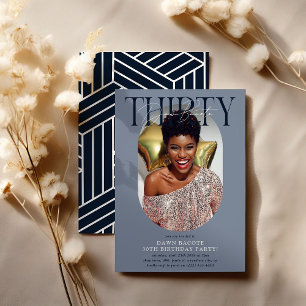 Invitation Photo Ovale moderne et signature 30e anniversaire