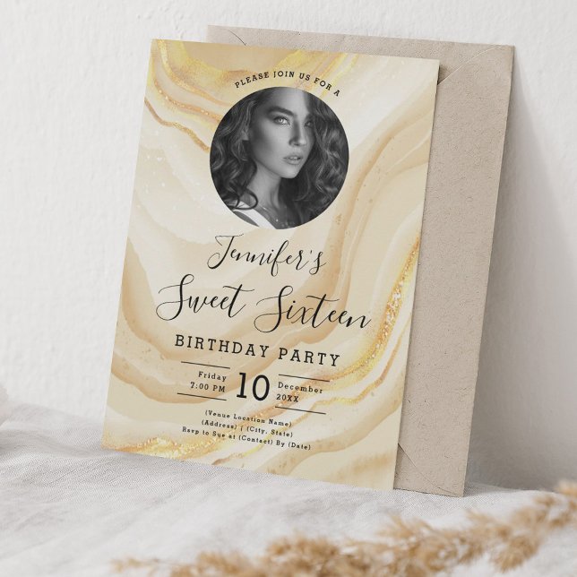 Invitation PHOTO Parties scintillant en marbre doré Sweet 16  (PHOTO Gold Marble Glitter Sweet 16 Party Invitation)