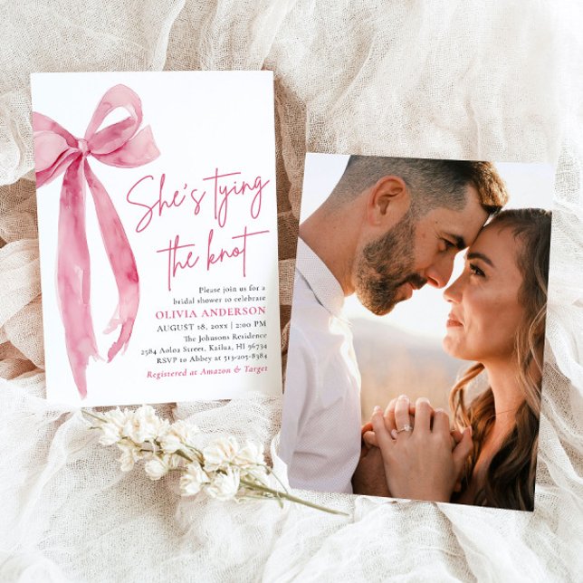 Invitation Photo Pink Bow She's Tying the Knot Fête des marié (Watercolor Blush Pink Bow Coquette She's Tying the Knot Bridal Shower Invitation)