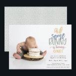 Invitation photo pour fête d'anniversaire de Some<br><div class="desc">Invitation photo de fête d'anniversaire "some Bunny" mignonne et colorée. Typographie pastel avec accent d'oreille de lapin et motif de tressage de panier dessiné à la main en arrière-plan.</div>