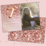 Invitation Photo Rose Gold Kids Girl 7e fête d'anniversaire<br><div class="desc">Photo élégante or rose 7ème anniversaire invitation pour une fille de 7 ans avec écriture de script élégant et des ballons de papier amusant.</div>