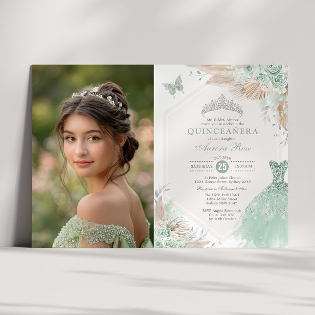 Invitation Photo Sage Green Silver Quinceañera 15e anniversai (Créateur téléchargé)