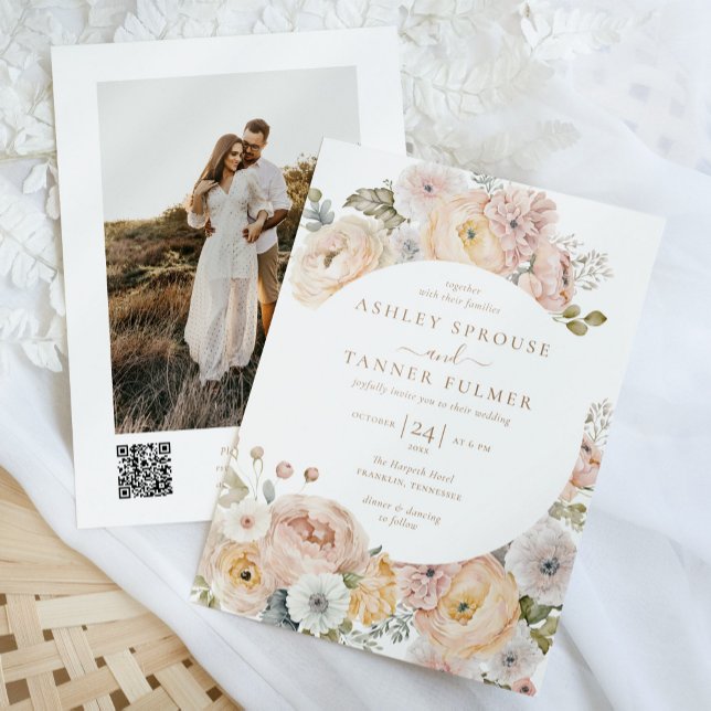 Invitation Pink Elegant Vintage Floral QR Code Mariage photo (Créateur téléchargé)