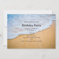 Plage de sable avec joyeux anniversaire de surf éc