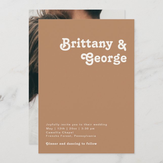 Invitation Plage Rétro | Monogramme Photo Marron Décontracté (Devant / Derrière)