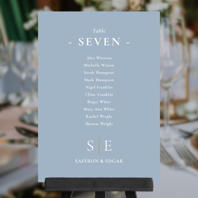 Invitation Plan de table numéro poussiéreux bleu Monogramme (Monogram Dusty Blue Seating Plan Table Number)