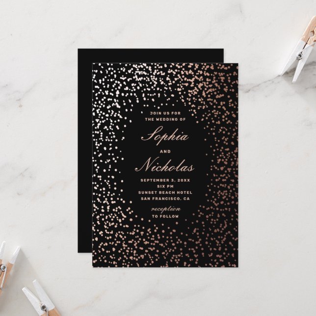 Invitation Points de polka or élégants. Mariage moderne noir (Devant/Arrière en situation)